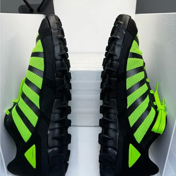 Inov8 Mudclaw G 260 V2 Trail Running Shoes - Picture 6 of 11